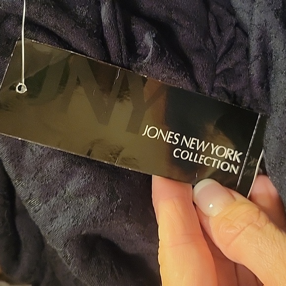 189 NWT Jones New York Blouse - Picture 8 of 8